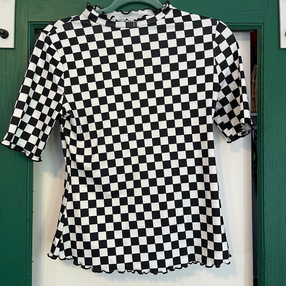 Polagram Black and White Checkered Short Sleeve Top